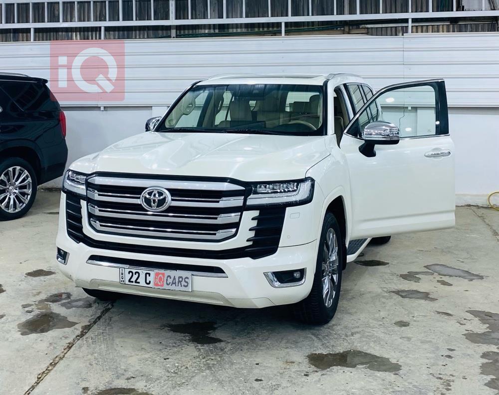 تويوتا لاندكروزر